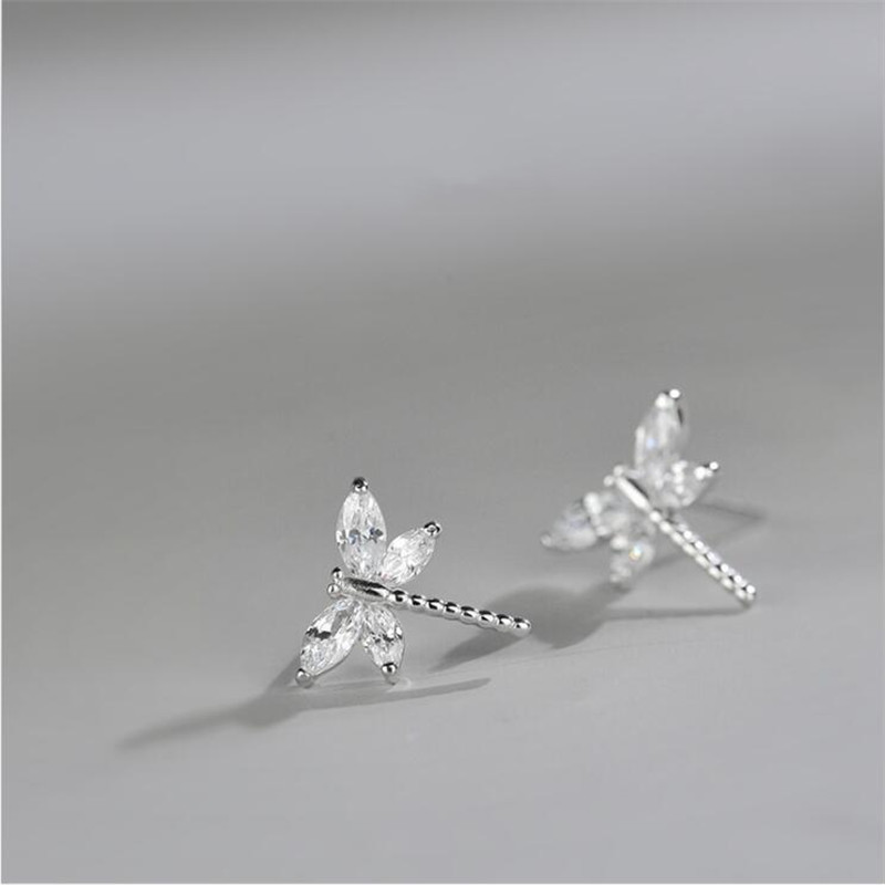 Temperament Diamond-studded Atmosphere Dragonfly Earrings Women
