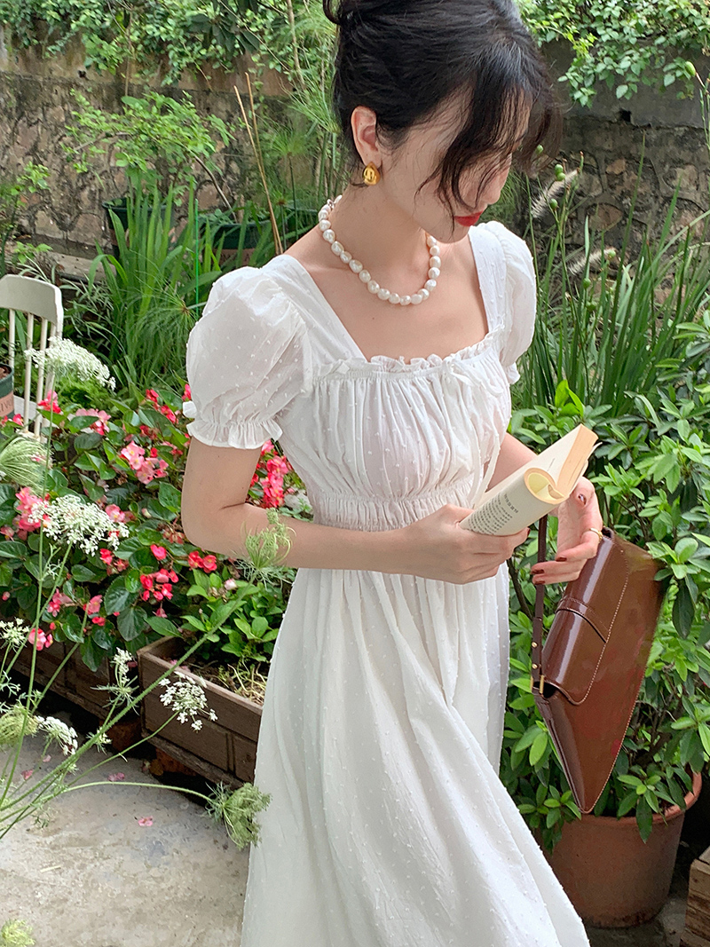 French Court Style Square Neck Bubble Sleeved Dress