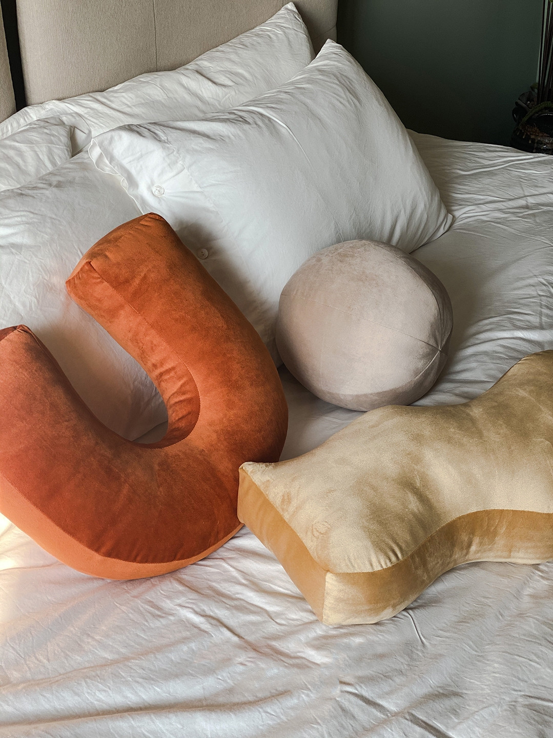 وسادة ديكور نوردية مخملية ثلاثية الأبعاد بتصميم هندسي