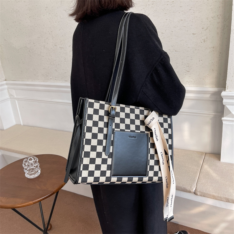 Title 4, Ladies Checkerboard Contrast Color Plaid Genero...