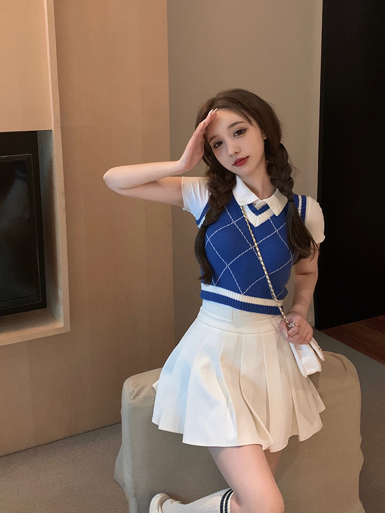 College Style Rhombus V-neck Knitted Vest Vest Women Spring Fashion Short Waistcoat Short-sleeved T-shirt Two-piece Suit