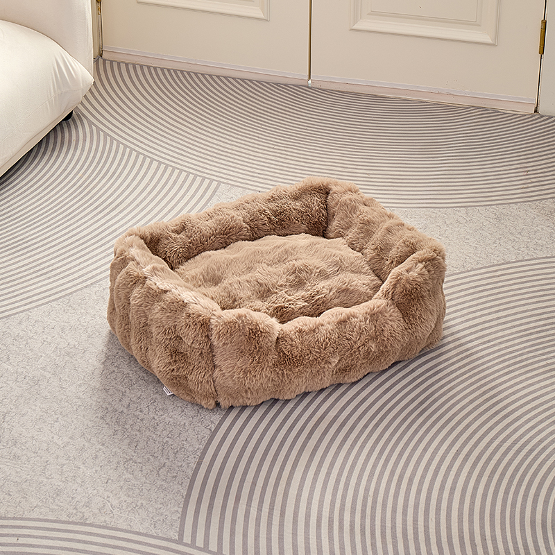 Bubble Plush Square Bed