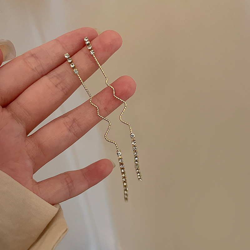 Simple And Fashionable Earrings Net Celebrity Trend