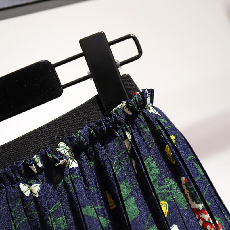 Loose Slim Chiffon Pleated Skirt