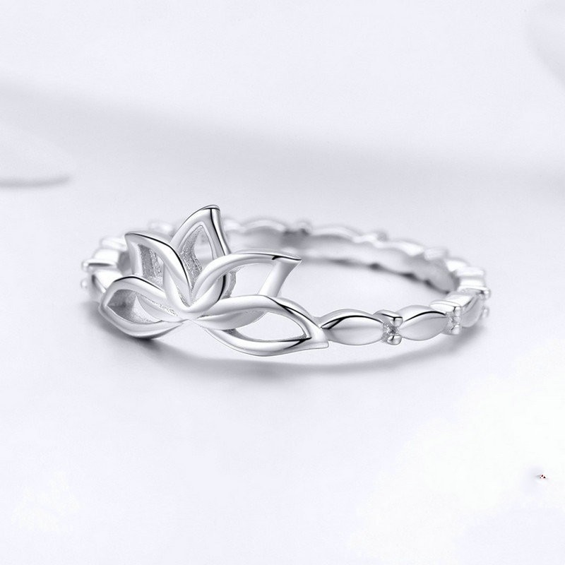 Title 5, Anillo Minimalista de Flores con Niche Temperam...