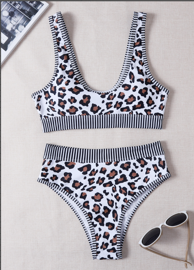 European And American Women Leopard Stripe Edge Split Swimsuit Bikini