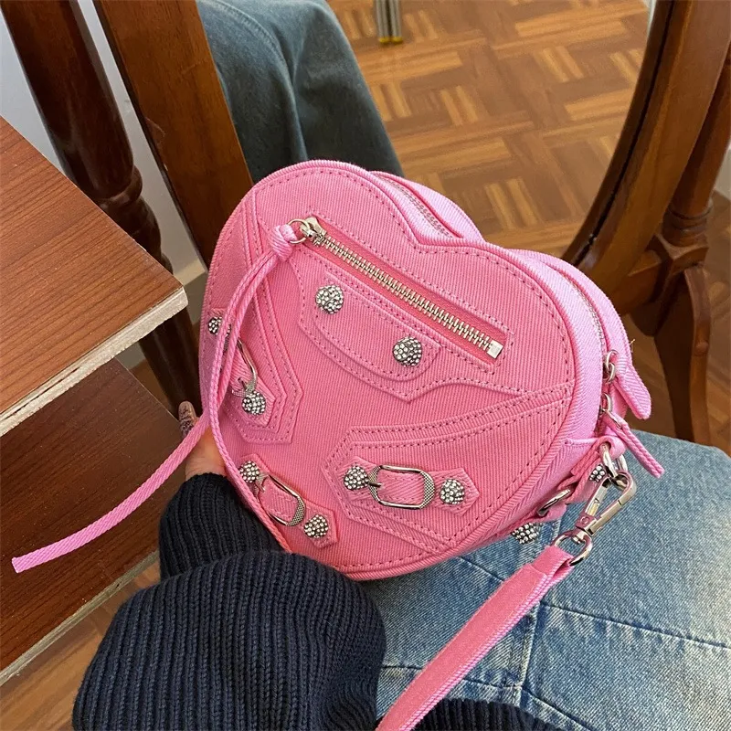 New Mini Handbag Sweet Cool Love Locomotive Crossbody Bag - Pink