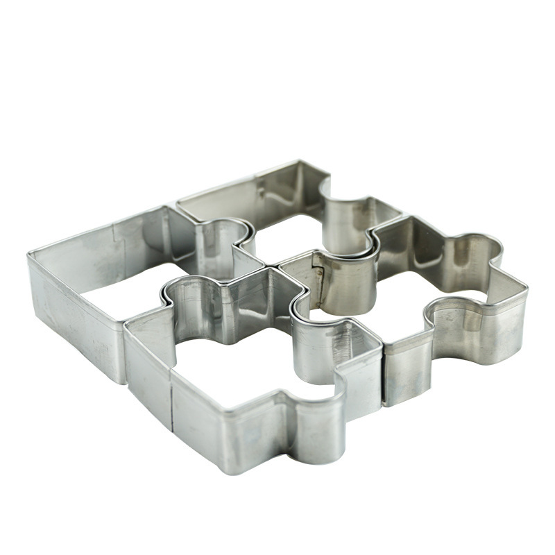 Title 3, Cake Mold 4-Piece Stainless Steel Biscuit Mold Set