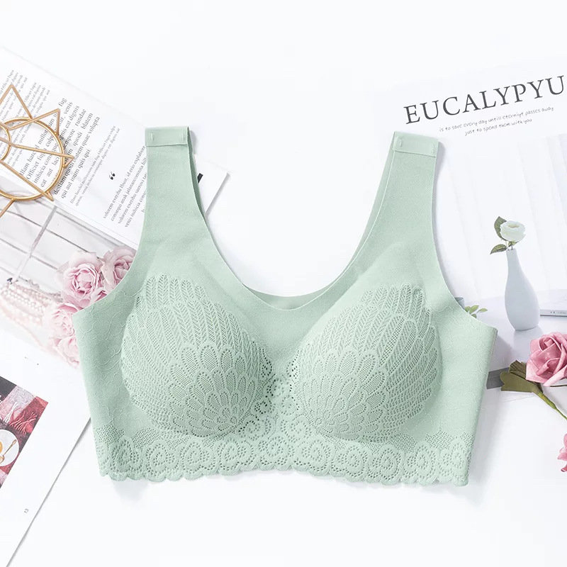 Title 6, Underwear lace bra