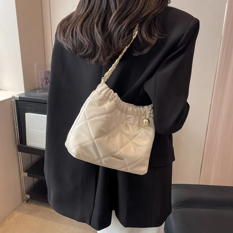 Casual Rhombus Shoulder Bag Chain Messenger Bag Small Bucket Bags Women - Beige