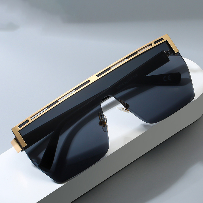 Women's New Style Metal Square Sunglasses With Large Frame - Image 6