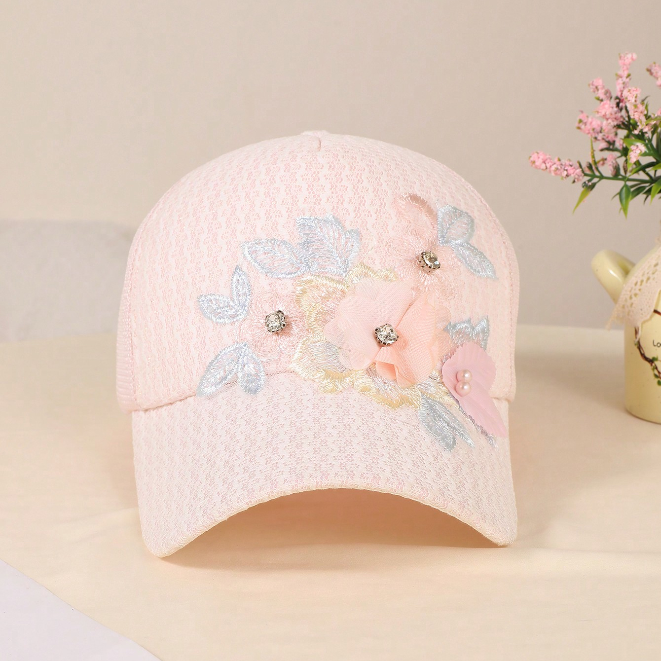 Summer Women's Embroidered Flower Breathable Mesh Fashion Trend Baseball Cap Suitable For Outdoor Outings And Daily Use