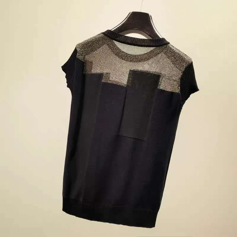 Title 2, Ice Silk Short-sleeved Knitted Bottoming Shirt