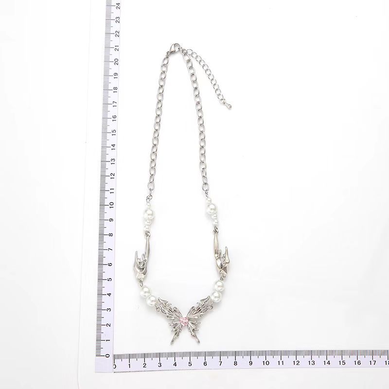 French Style Ethereal Design Butterfly Wings Pearl Necklace