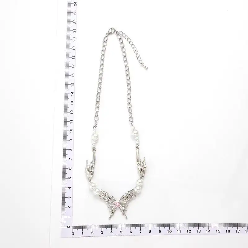 French Style Ethereal Design Butterfly Wings Pearl Necklace