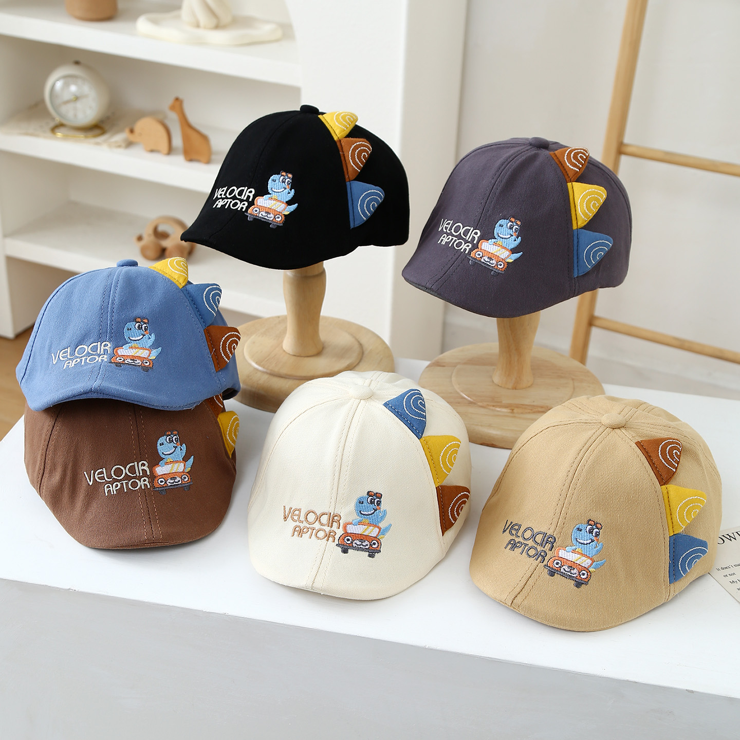 Multi-letter Cartoon Small Dinosaur Embroidered Hat With Adjustable Ears, Simple And Cute Children's Beret Suitable For Outdoor Outings And Shopping.
