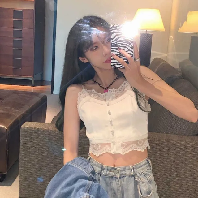 Tube Top Camisole Little Girl Wears Niche French White Lace Top In Summer White - Shop at LoveMi