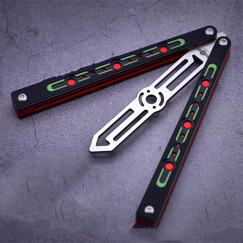 Cool Uncut Fancy Folding Throw Knife