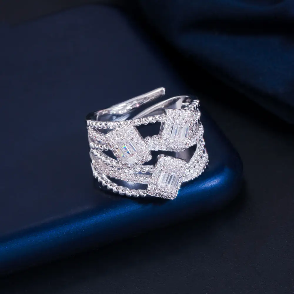Micro Inlaid AAA Zircon Hollow Ring Hand Jewelry