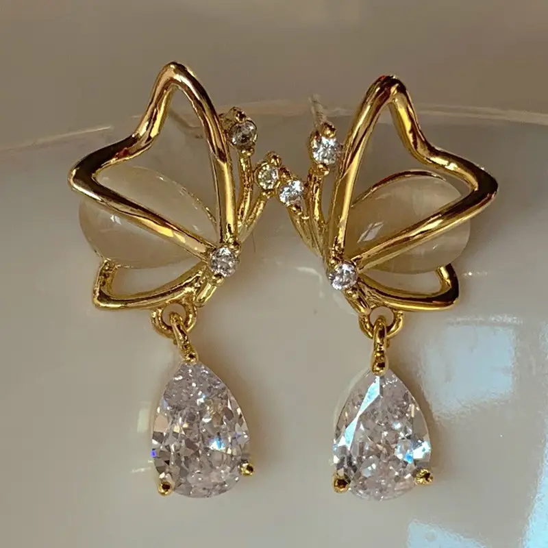Cute Butterfly Cat's Eye Earrings