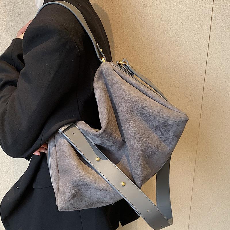 Female Fashion Crossbody Special-interest Shoulder Bag