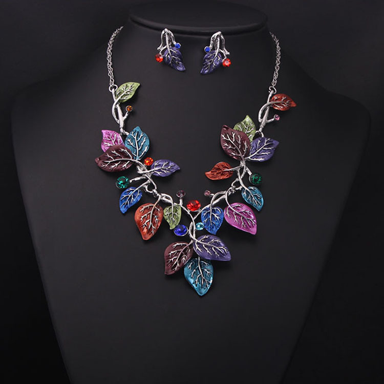 Europe and the United States big jewelry sets, color leaves, short clavicle necklace, bridal dress, female fashion accessories wholesale — foto 2