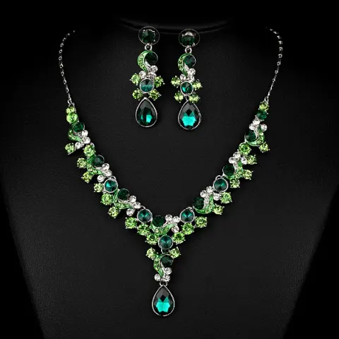 Western Wedding Photography Bride Necklace Earrings Simple Two Piece