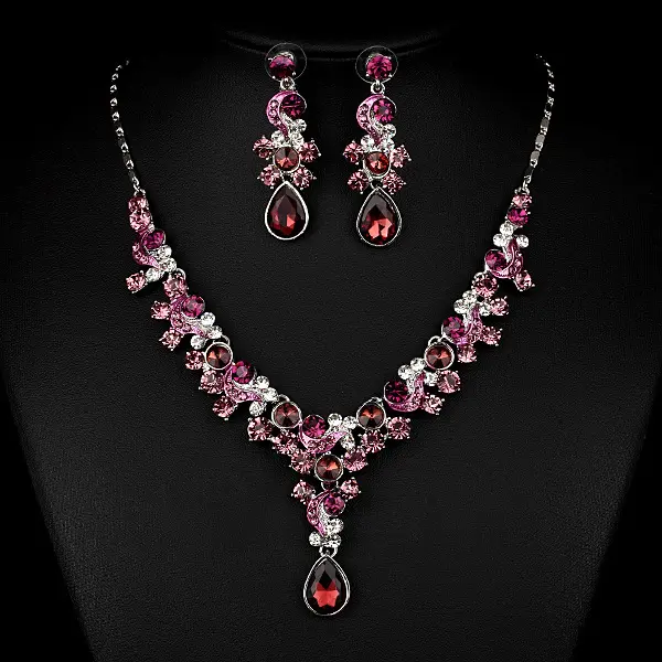 Western Wedding Photography Bride Necklace Earrings Simple