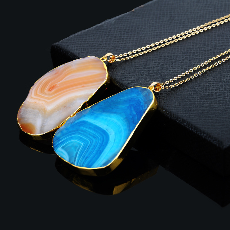 Title 3, Agate pendant sweater chain