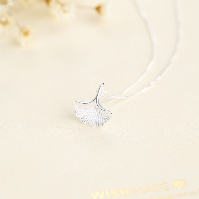New silver 925 Silver Pendant summerart Mori Apricot Leaf fashion female explosion jewelry pendant