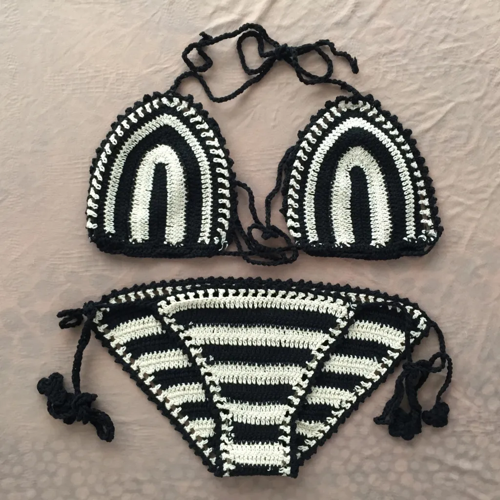 Quick sell explosion, Hand Crochet Bikini Set, sexy beach handmade woven cotton wrap swimsuit, swimsuit woman