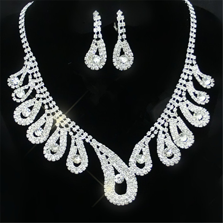 The New All-match Bride Bride Wedding Accessories Wholesale Diamond Suit Set Big Chain Necklace Set Wholesale — foto 5
