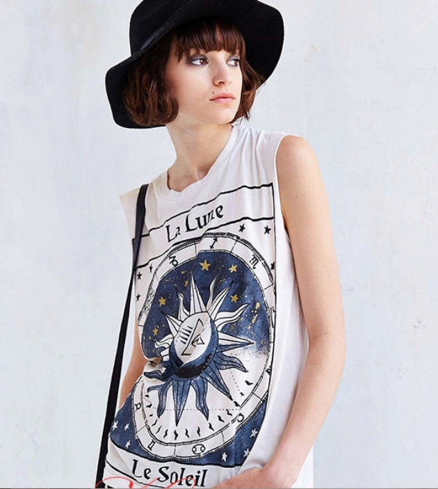 Summer new print T-shirt female round neck sleeveless pattern T-shirt
