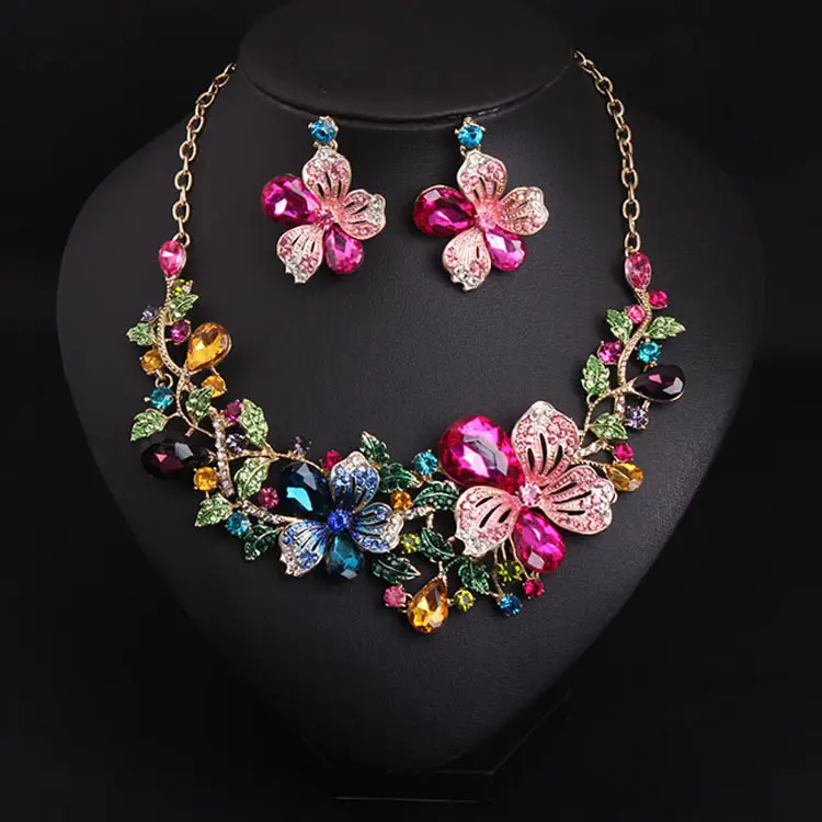 Colorful Flower Crystal Diamond Short Clavicle Necklace