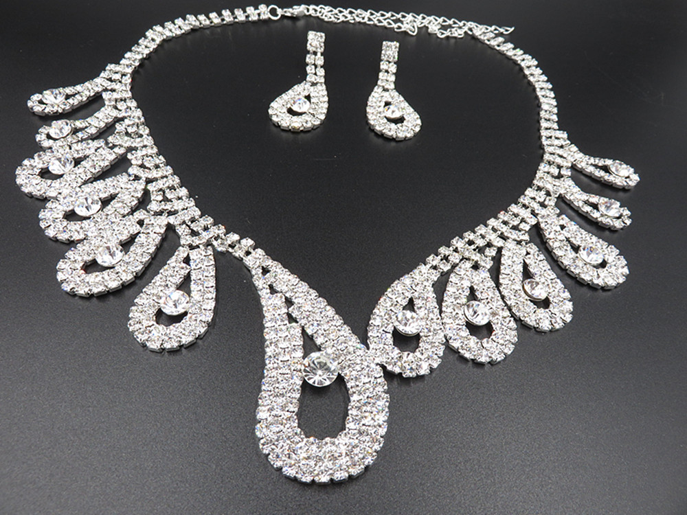 The New All-match Bride Bride Wedding Accessories Wholesale Diamond Suit Set Big Chain Necklace Set Wholesale — foto 4