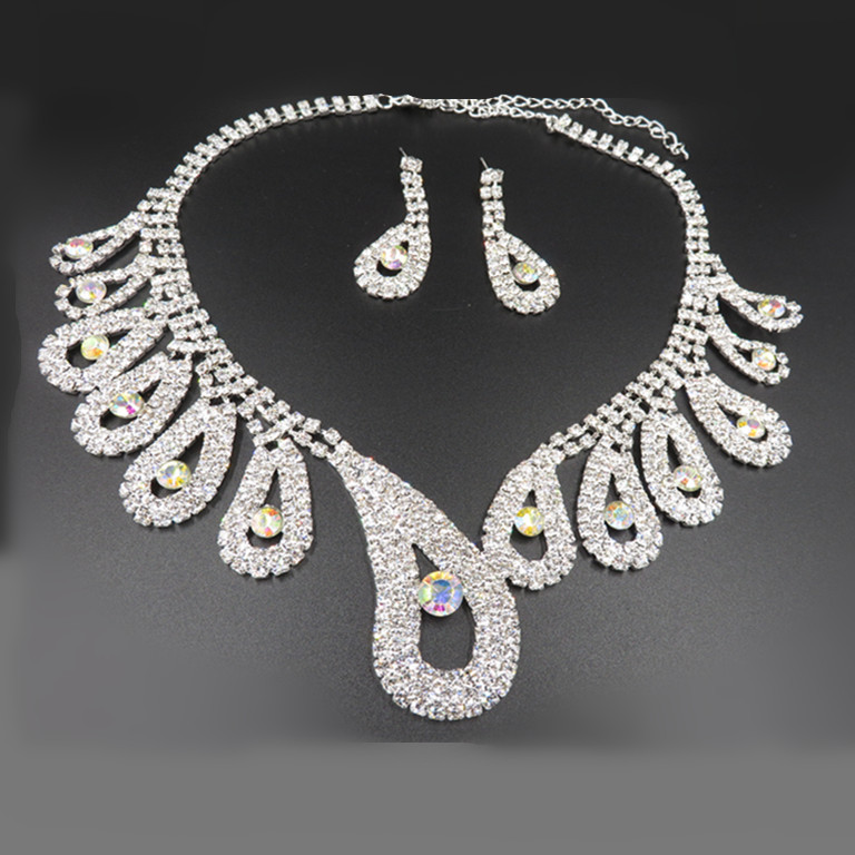 The New All-match Bride Bride Wedding Accessories Wholesale Diamond Suit Set Big Chain Necklace Set Wholesale — foto 2