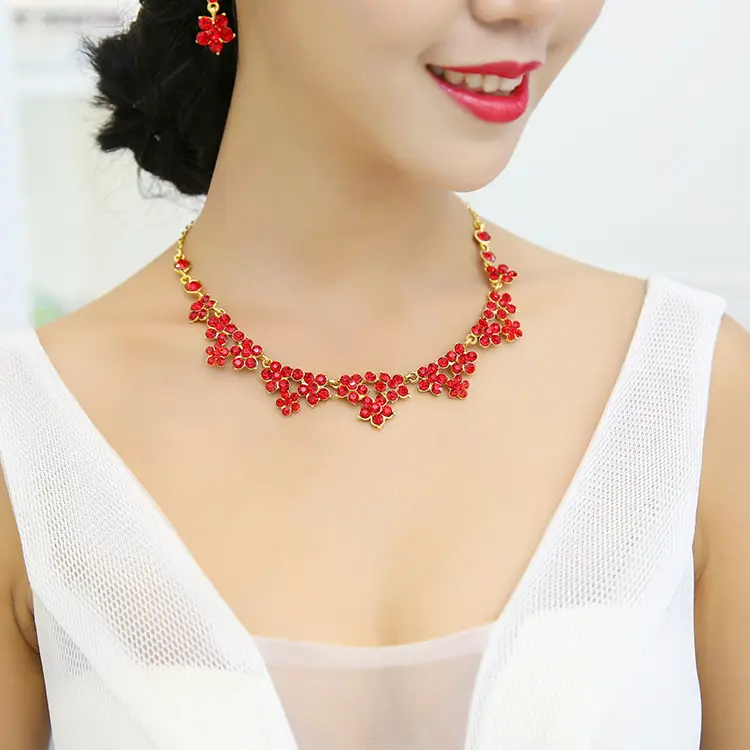 Direct supply of Korean crystal necklace, two