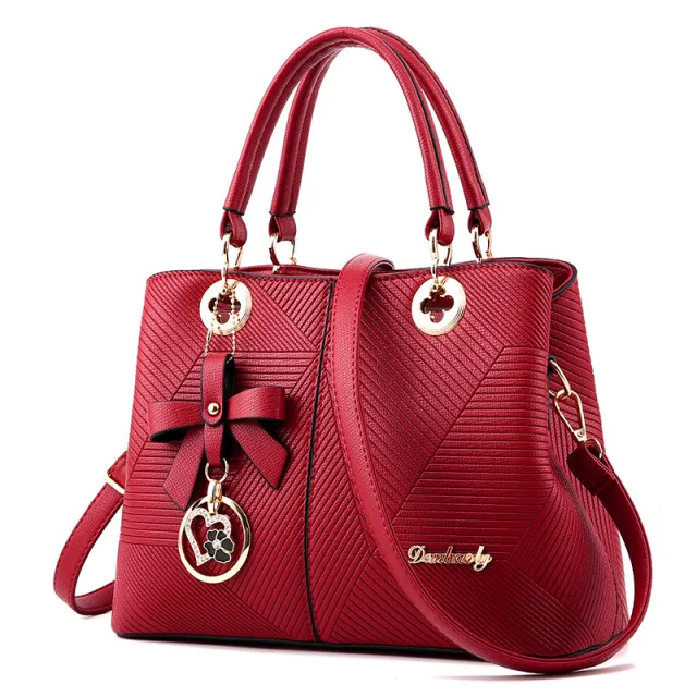 Retro fashion handbag Red - Shop at LoveMi