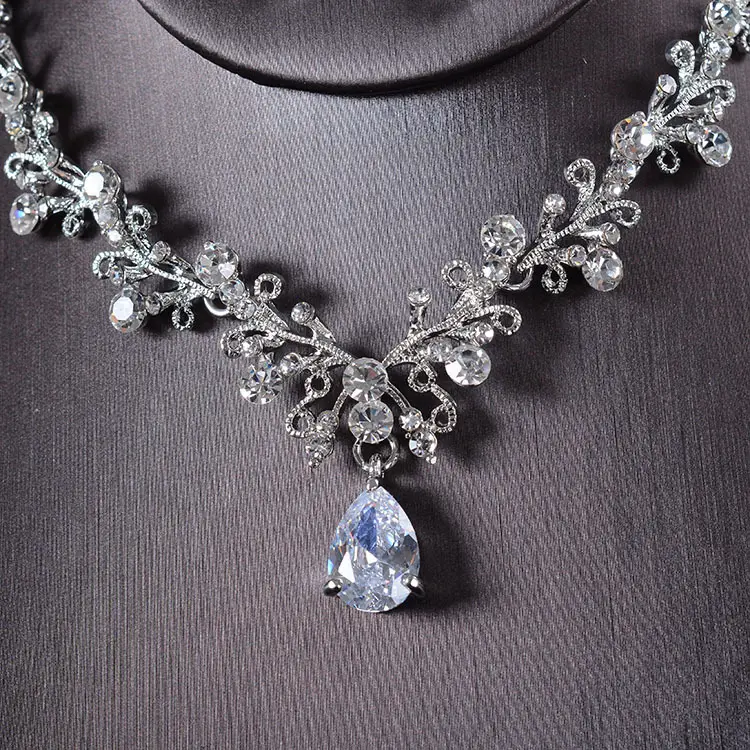 TL205 Korean bridal Rhinestone Earrings, necklace, jewelry