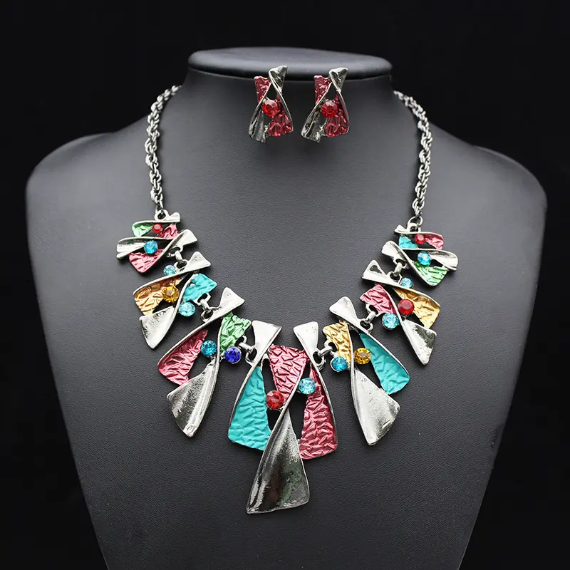 The Big Fashion Color Alloy Diamond Necklace Earrings Set