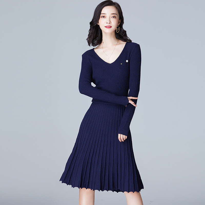 V Collar Pleated Knit Dress — foto 2