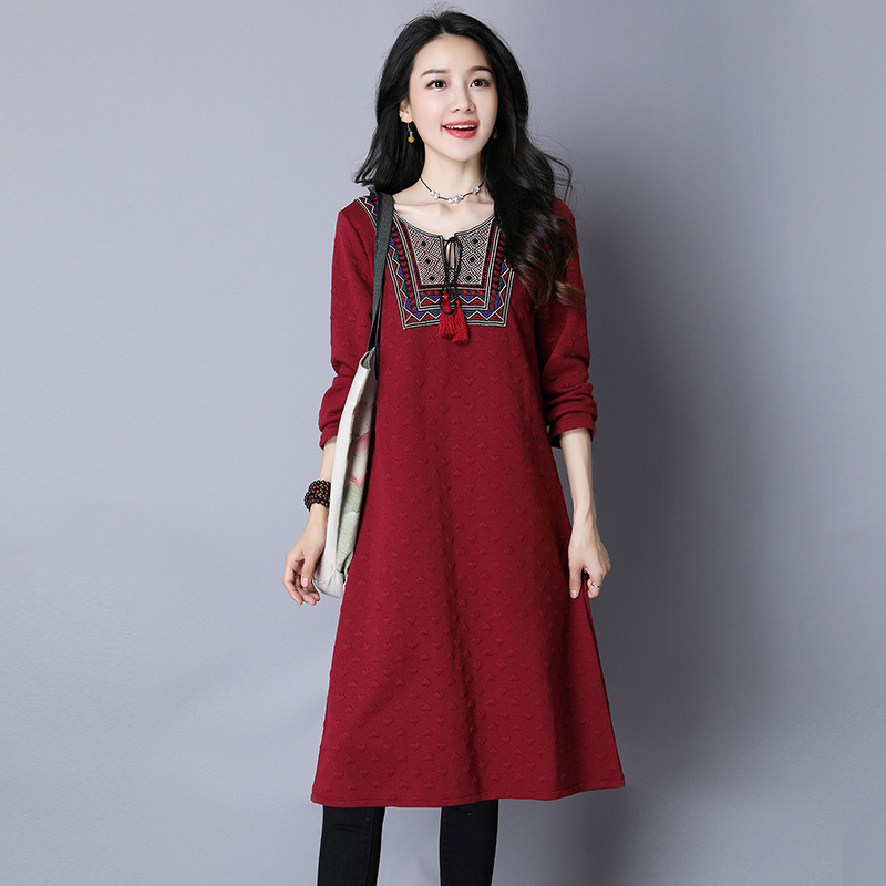Warm and thin bottomed dress