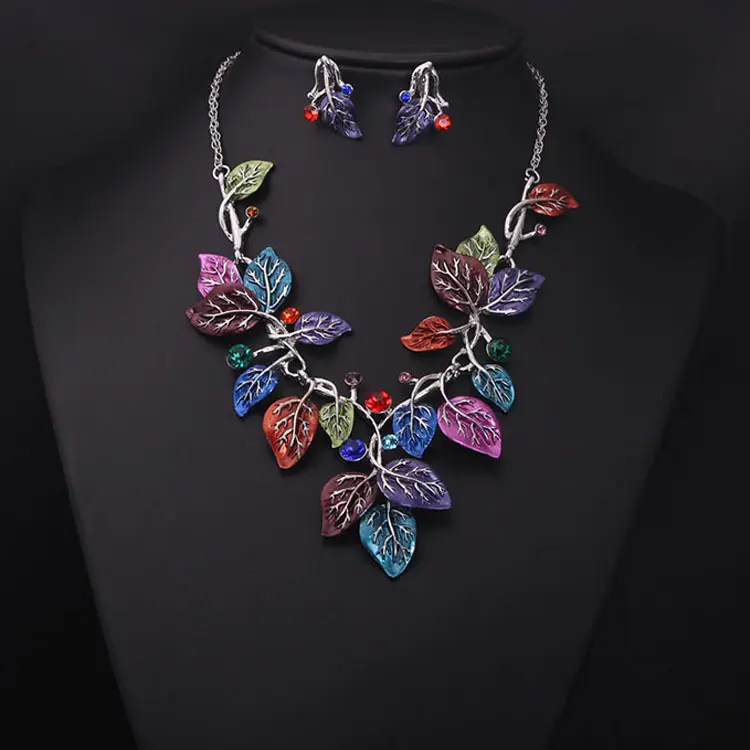 Europe and the United States big jewelry