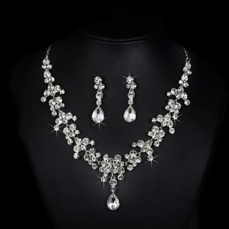 Korean wedding bride female diamond necklace earrings