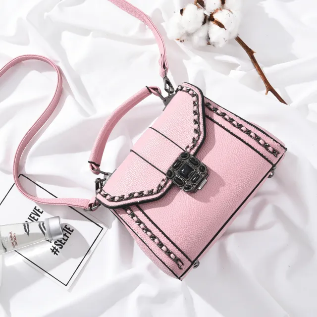 Chain shoulder bag Pink - Shop at LoveMi