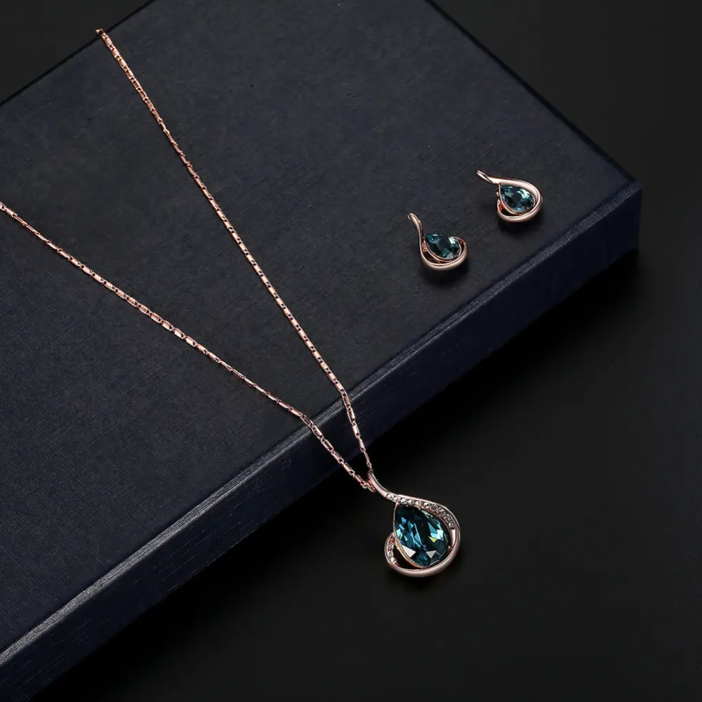 Diamond Crystal Necklace and Earrings Two-piece Bridal Wedding Jewelry