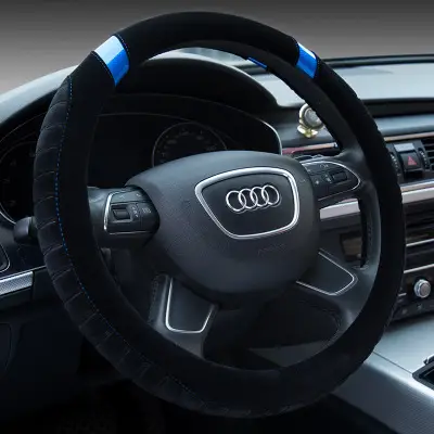 Plush Steering Wheel Cover for Car - Soft Interior Grip