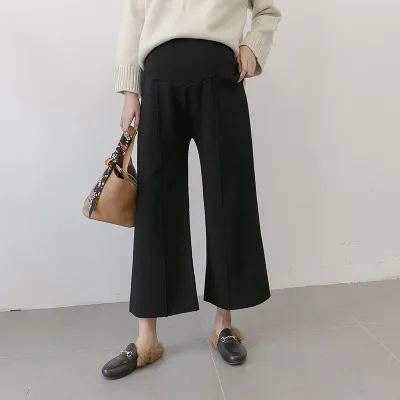 Maternity knitted cropped trousers Black - Shop at LoveMi