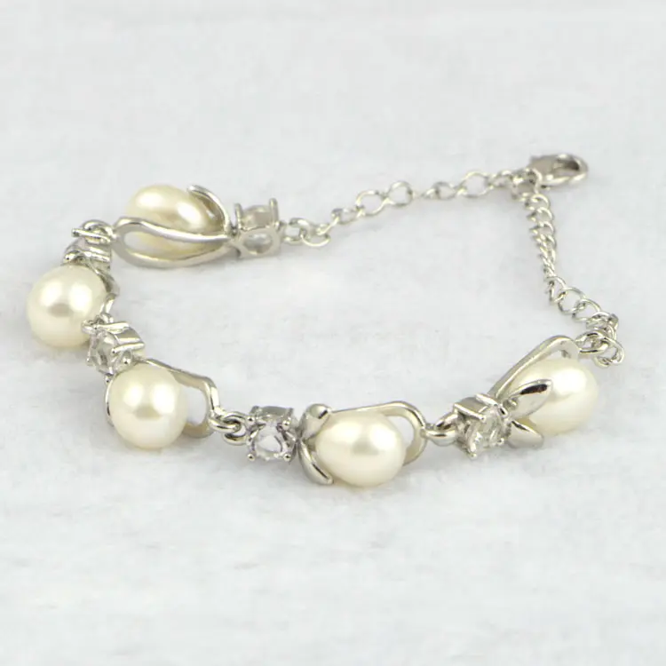 Freshwater pearl bracelet