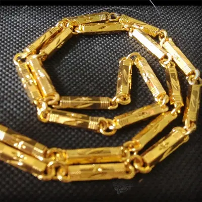 Men Imitate Gold Necklaces